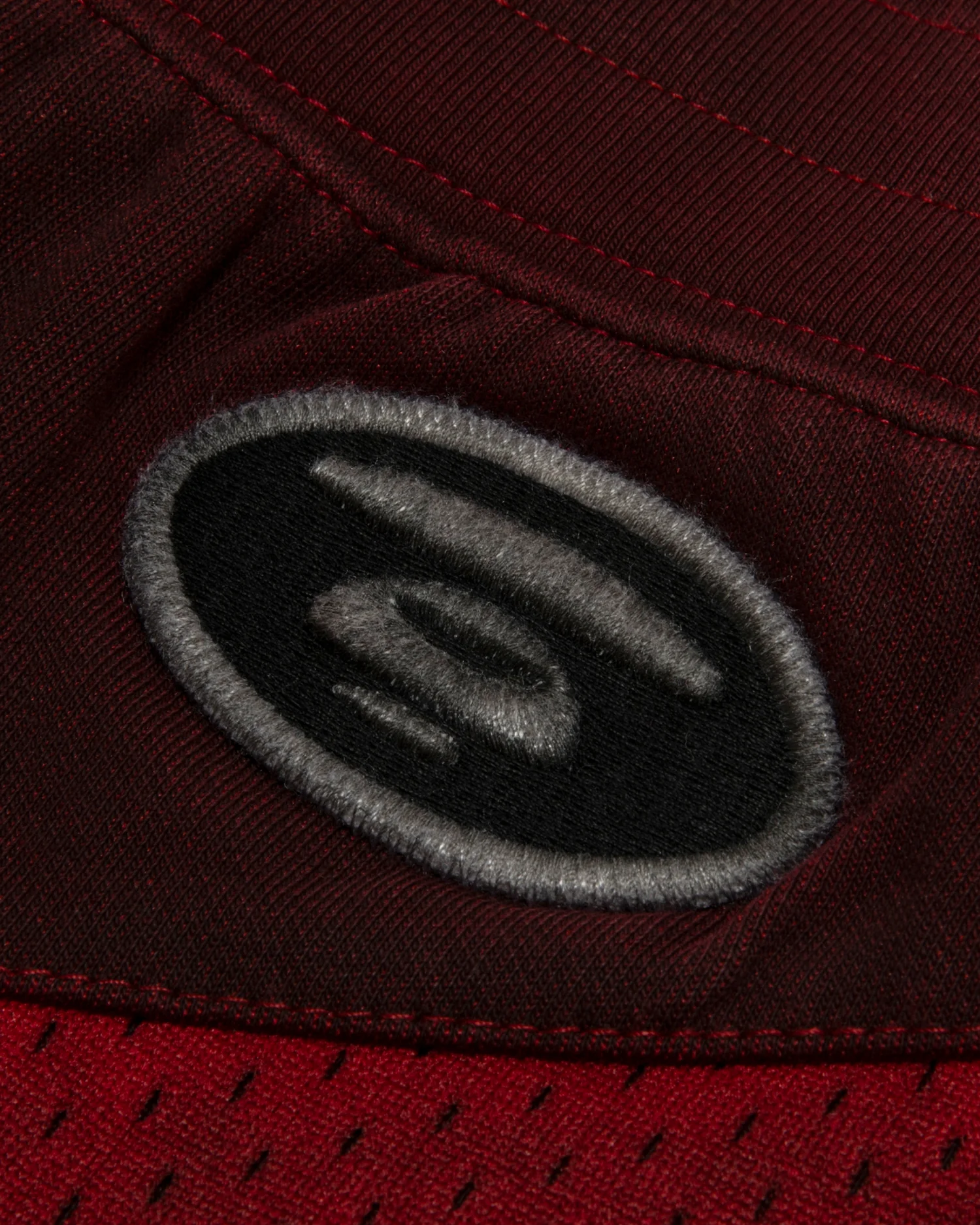 Embroidered sweat shorts - Image 11