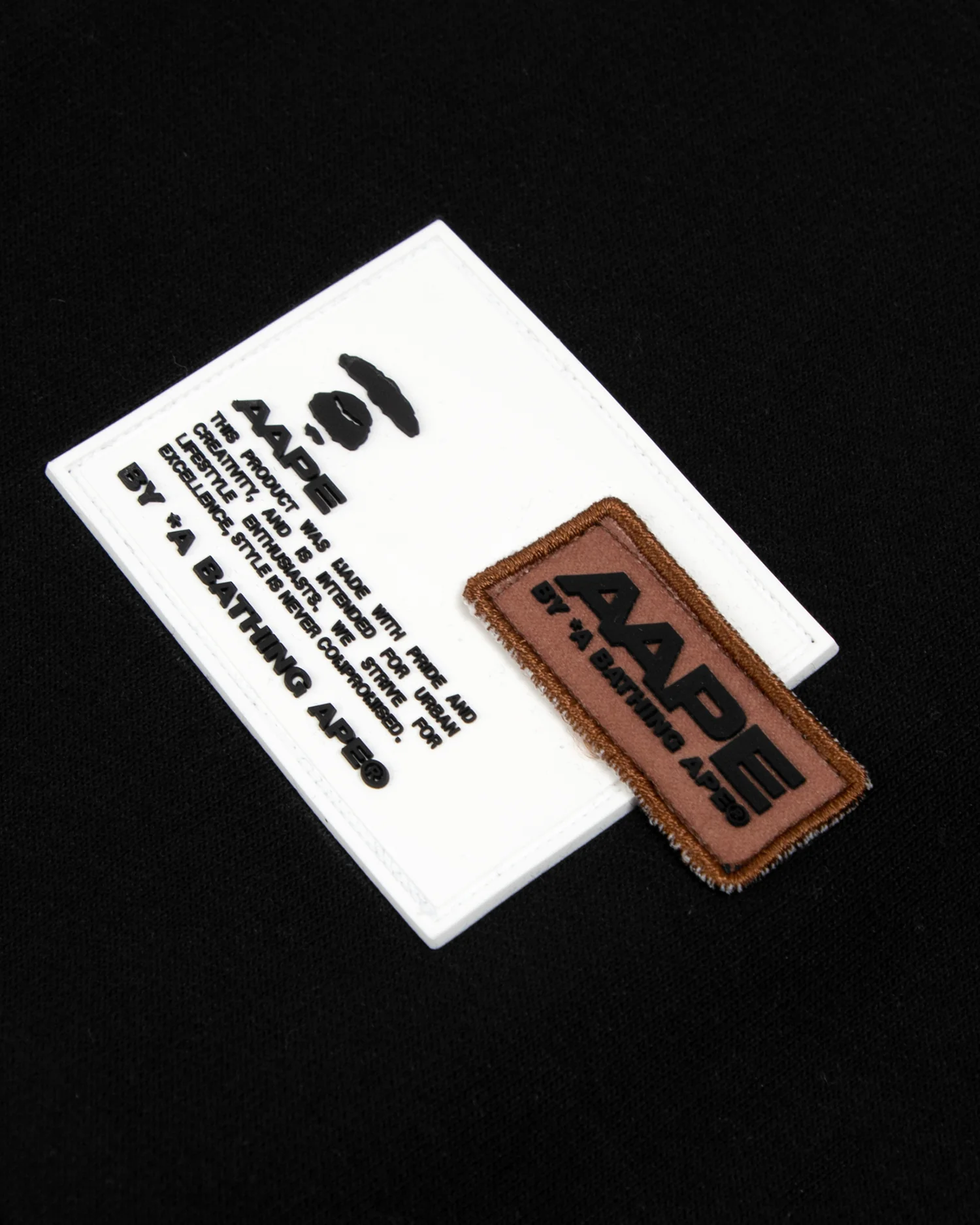 Moonface embossed sweatshirt - Image 4