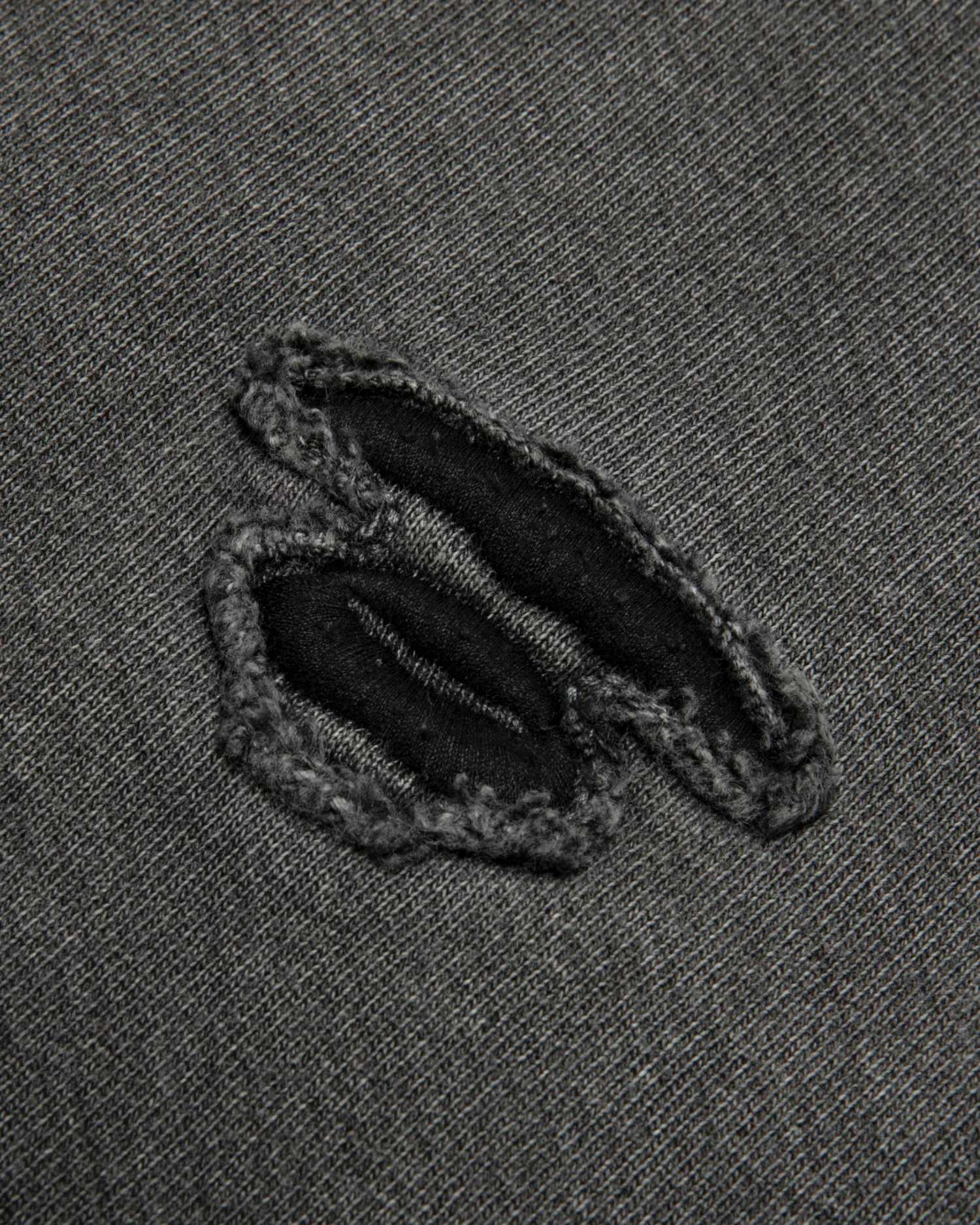 AAPEUNVS crew neck sweatshirt - Image 4
