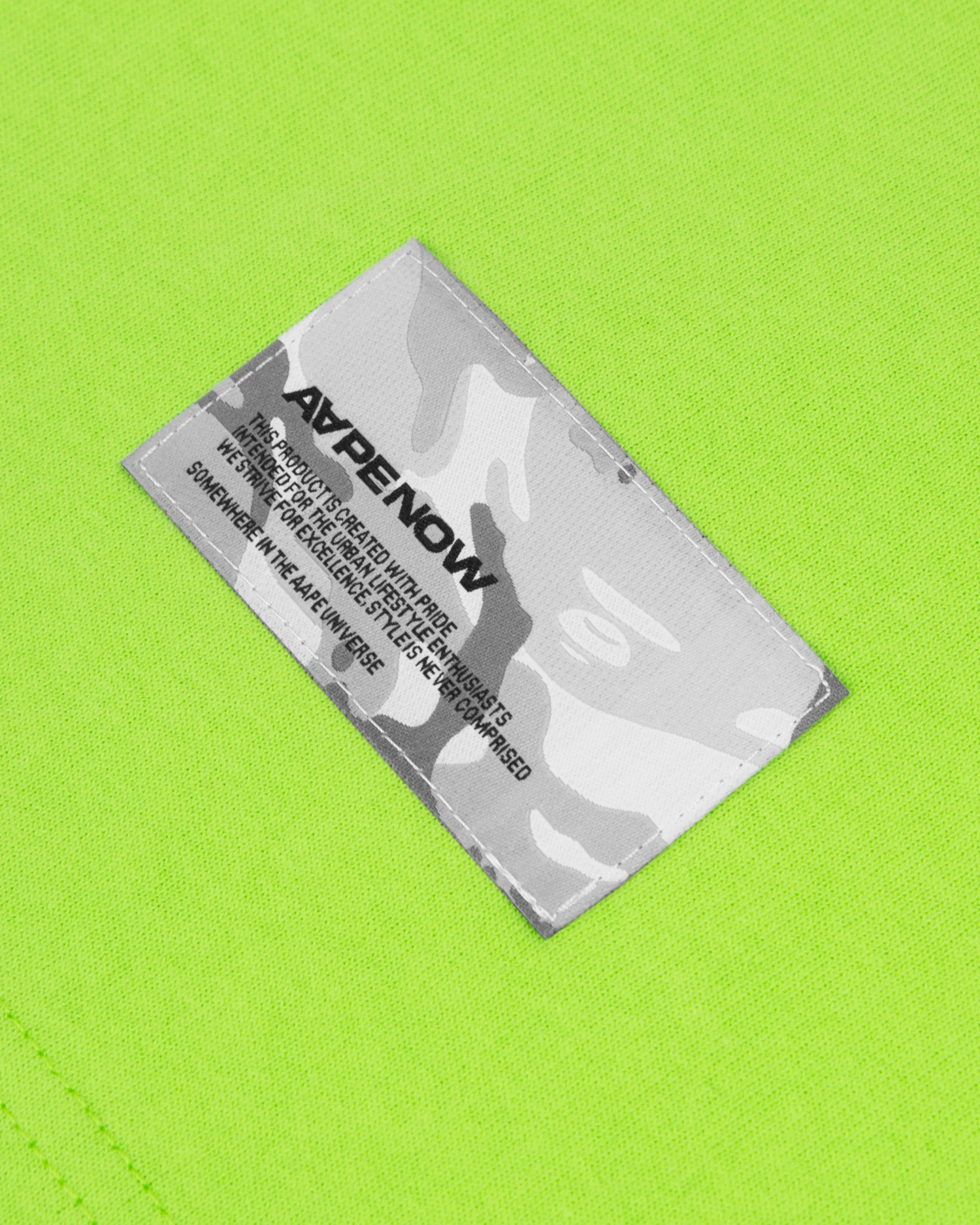 Moonface camo patch tee - Image 19