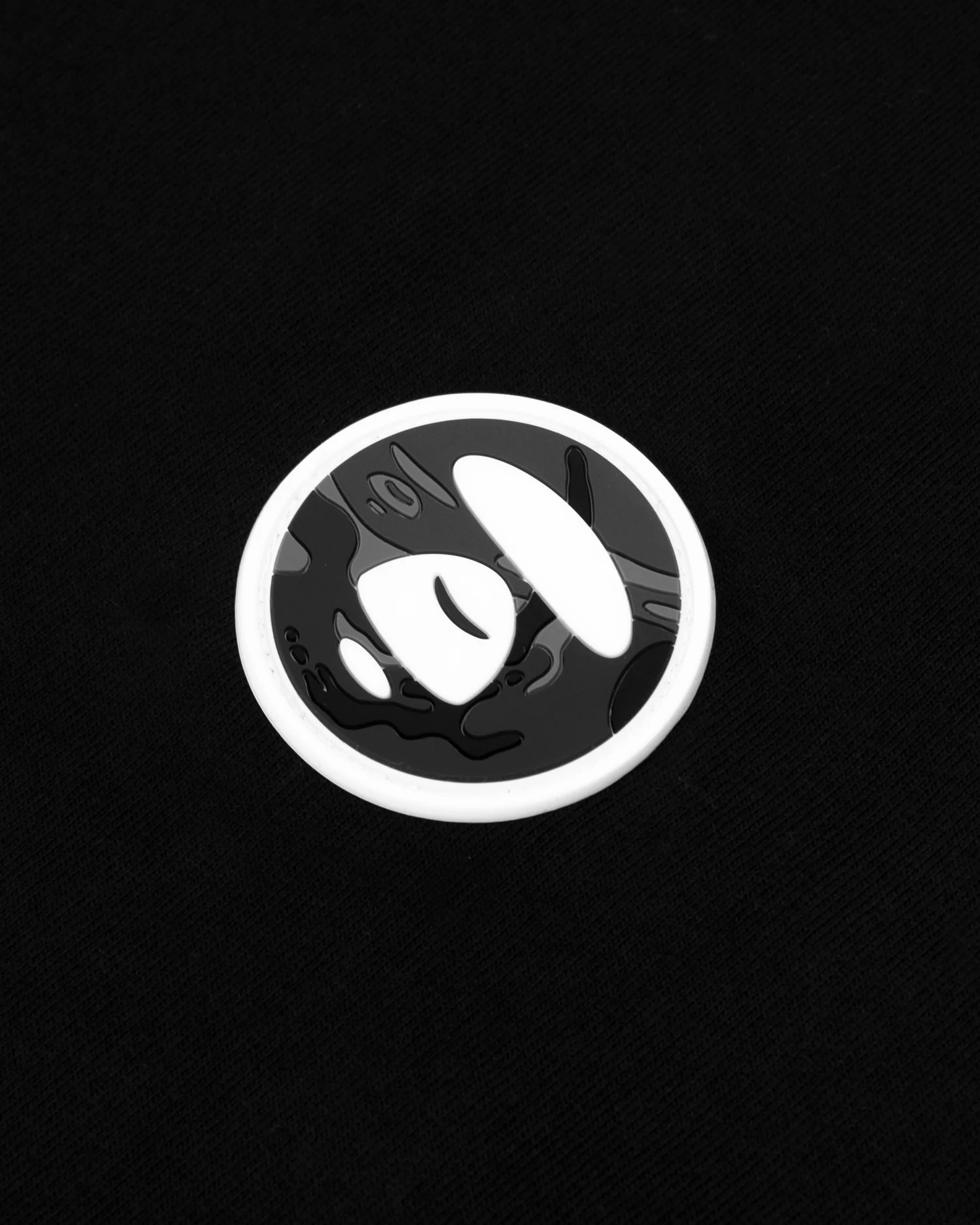 Moonface camo patch tee - Image 8