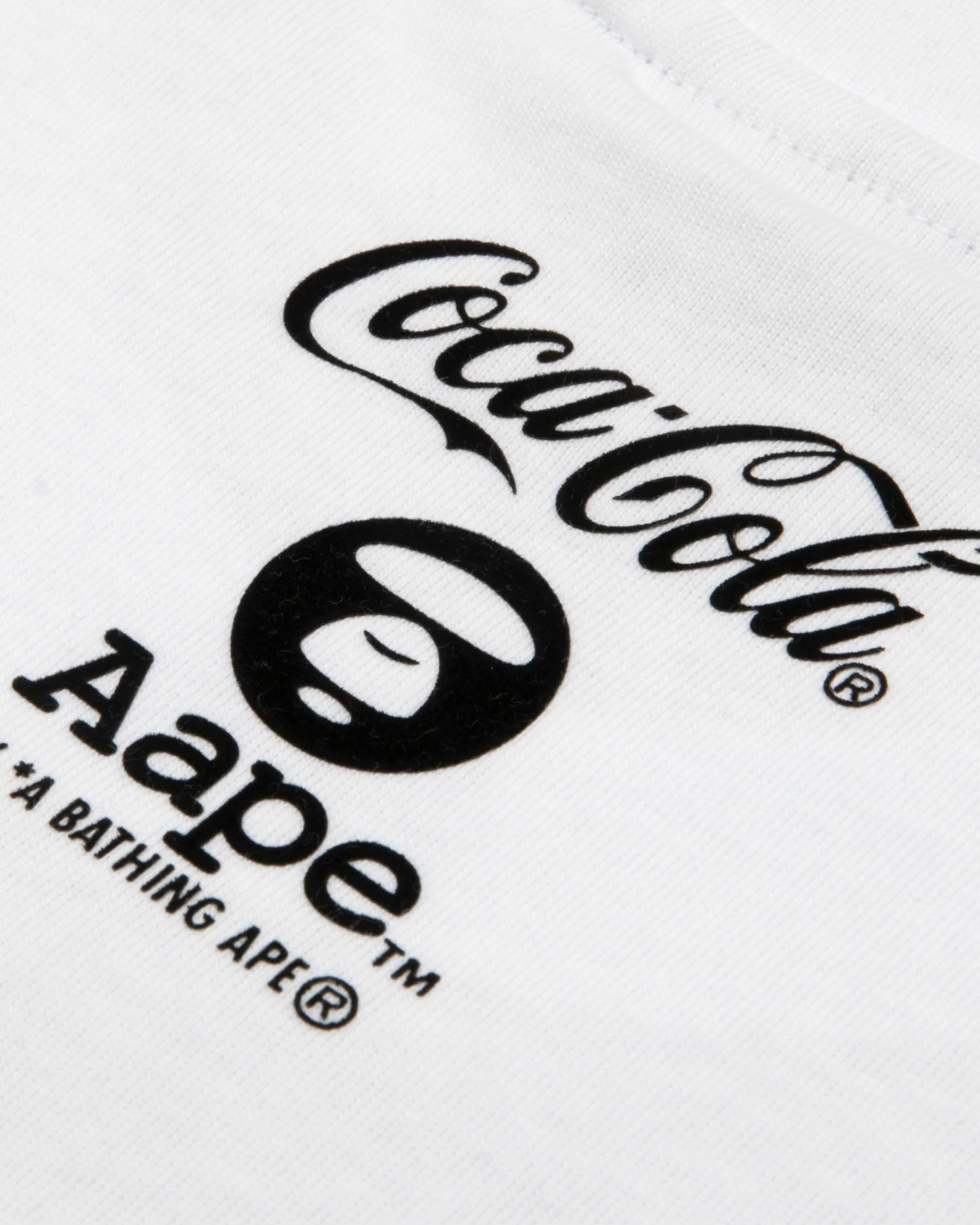 X Coca Cola AAPEUNVS graphic tee - Image 9