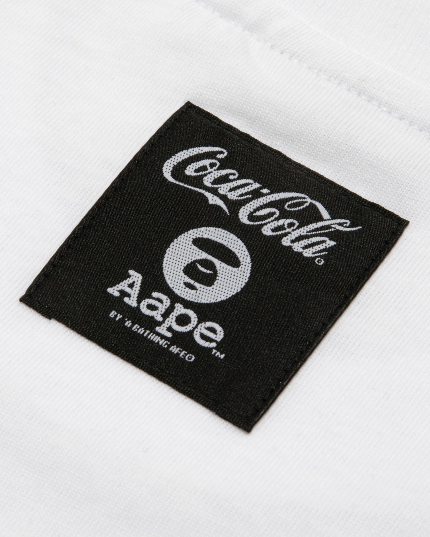 X Coca Cola graphic tee - Image 15